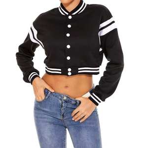 Blousons universitaires oversize avec blocs de couleurs vintage, fermeture à boutons-pression résistante et coupe confortable pour un style urbain moderne - Product Image 1