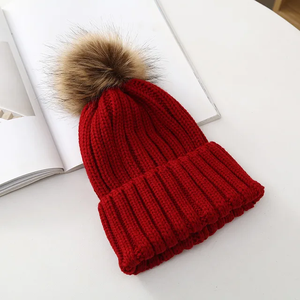 Gorro de piel sintética de punto de invierno de lujo, gorro extraíble con pompón y puntos, logotipo personalizado, Material acrílico grueso, gorro Bobble, bolsa Opp - Product Image 3