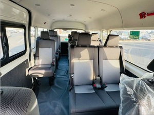 NUEVO Hiace 2025, 3.5L, 13 Asientos, 4 Cilindros, Potencia 277hp, 4x2, Combustible Gasolina, Tracción Trasera, Transmisión Automática, Volante a la Izquierda - Product Image 3