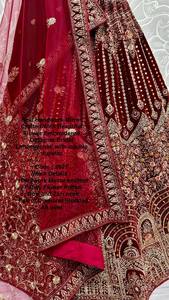 Belle Fleur Brodée Designer Mariée Lehenga Choli Avec Double Dupatta - Product Image 2