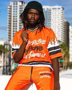 Camisetas Personalizadas de Malla con Cuello en V y Rayas para Hombre, Estilo Urbano, Camisetas de Fútbol de Malla Tejida Personalizadas para Hombre - Product Image 5