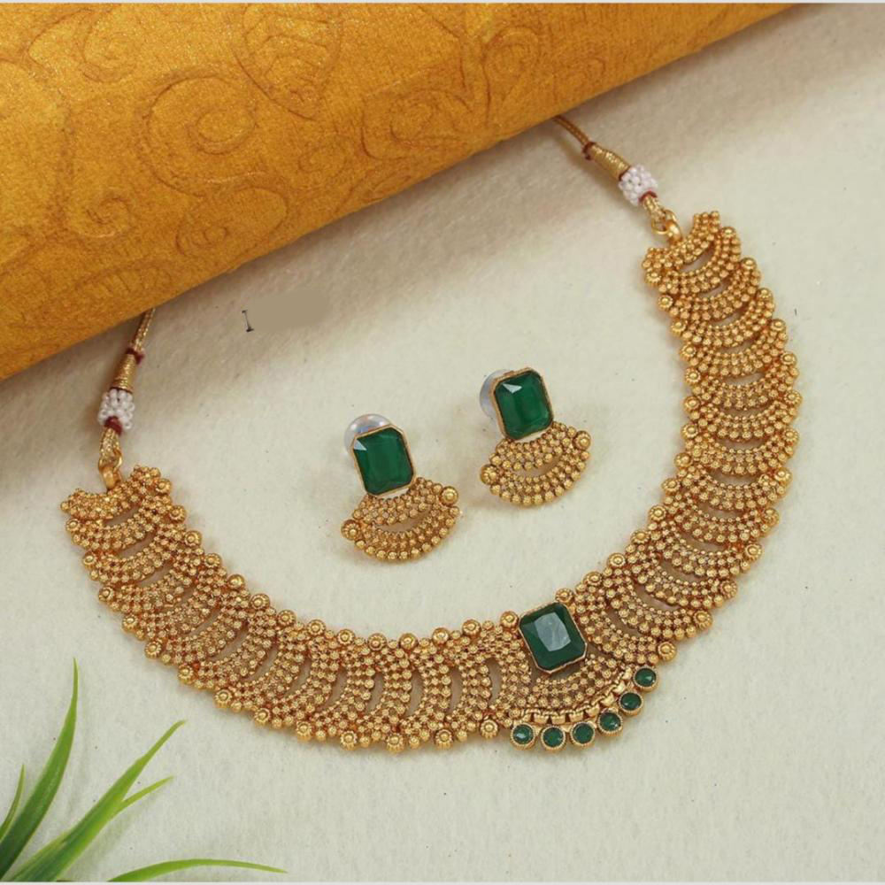 สีเขียว