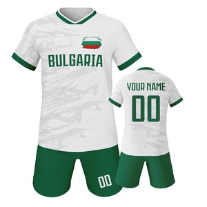Grande demande Maillot de football imprimé numérique avec logo personnalisé pour enfants Prix de gros OEM Service Kids Soccer Wear Uniformes - Product Image 3