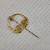 Boucle de suspension pour épée médiévale en cuivre Viking Fibula, broche à finition romaine Goldsborough