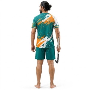 Uniforme de hockey pour équipe de performance avancée, fabriqué avec un tissu respirant et une construction durable pour les joueurs. - Product Image 2