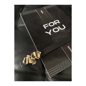 Designer Buckle Women's <b>Belt</b>, Jacket <b>Belt</b>, Shirt <b>Belt</b>, <b>Dress</b> <b>Belt</b> - Black - Product Image 2