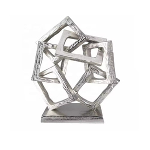 Statue de table décorative Décoration de salon Décoration de table en métal aluminium Sculpture de table pour bureau Sculpture de bureau - Product Image 4