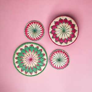 Calidad ecológica hecha a mano Multicolor Moonj Grass Moonj cesta de pared para regalos de inauguración de la casa colgante de pared - Product Image 4