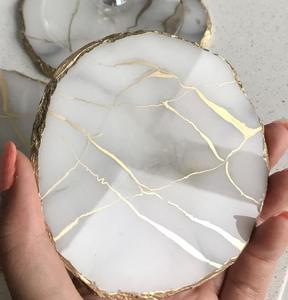 Juego de posavasos de resina para PC de calidad superior hecho a mano, posavasos de té único, decoración de vajilla para bodas y ocasiones - Product Image 1