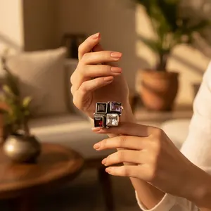 Bague géométrique en argent 925 avec pierre précieuse pour femme, bijoux en platine avec garnet plaqué rhodium, bague simple et élégante pour homme - Product Image 1