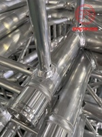 Structure de scène portable en alliage d'aluminium pliable pour événements extérieurs et concerts