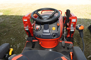รถแทรกเตอร์ขนาดเล็ก KIOTI CX2510 CS2520 ขับเคลื่อน 4 ล้อ รุ่นใหม่และมือสอง ขายดี – รถแทรกเตอร์สำหรับฟาร์มขนาดเล็ก - Product Image 5