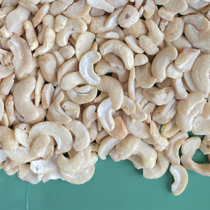 Offre Spéciale 2025 Noix de cajou crues Noix de cajou Noix de cajou vietnamiennes Noix de cajou crues prêtes à être expédiées - Product Image 1