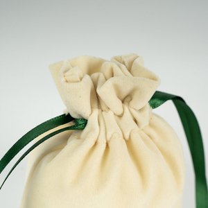 Velvet Rose <b>Drawstring</b> <b>Pouch</b> Green Ribbon 4 5 (10 13 Cm) Screen Printed Recyclable Embroidered for Gemstones Necklaces - Product Image 6