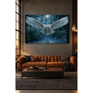 Fida Hibou blanc érigeant ses ailes dans la forêt sombre, impression sur toile - Product Image 5