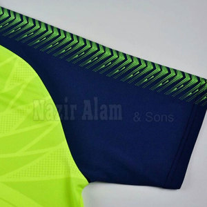Uniforme de Fútbol de Alto Rendimiento, Tejido Ligero y Transpirable Diseñado para Entrenamientos Intensos y Juego en Equipo - Product Image 4