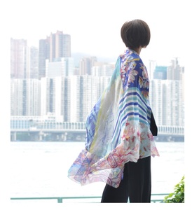 ผ้าพันคอไหมพิมพ์ลายขนาดใหญ่สั่งทำพิเศษ คุณภาพสูง ราคาสมเหตุสมผล หรูหรา - Product Image 1