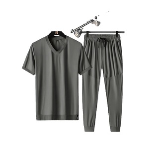 ชุดกีฬาฤดูร้อนผู้ชายแบบสองชิ้น แห้งเร็ว ต้านเชื้อแบคทีเรีย ผ้ายืด/ผ้าฝ้าย แขนสั้น ทรงหลวม น้ำหนักเบา - Product Image 2