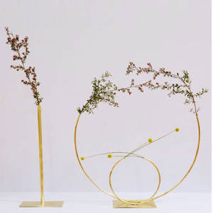 Vase à fleurs en laiton massif fait à la main - Product Image 4