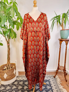 Mashru Kaftan de lujo rojo Beige gasa Ajrakh estampado a mano Mughal motivo Floral para verano invierno otoño primavera Casual bata de salón - Product Image 6