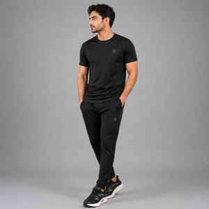 Camiseta Deportiva Dominance Performance Negra 300 GSM con Logotipo Serigrafiado - Product Image 5