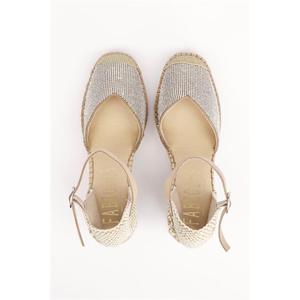 Alpargata cerrada con punta en cuña - Product Image 4