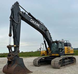 Excavadoras sobre orugas John Deeree 120D usadas a la venta - Product Image 1