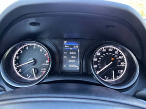 Toyota Camry SE FWD 2023 Impecable - Product Image 4