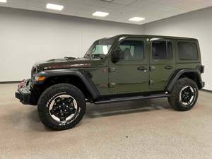 Jeep Wrangler Unlimited Rubicon 2020 / Disponible à la vente avec faible kilométrage, moteur essence, véhicule bien entretenu et sans accidents - Product Image 2