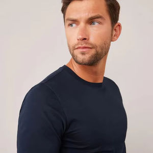 Camiseta minimalista para hombre, proveedor de ropa de calle de moda personalizada, atuendo informal para salón, gimnasio, uso diario, suministro al por mayor - Product Image 1