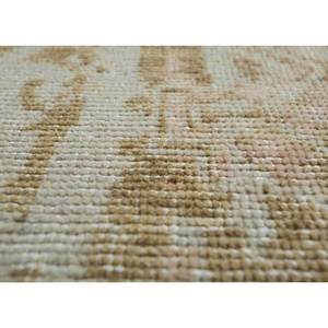 พรมขนสัตว์ถักมือ Erbe สีเบจและสีน้ำตาล ลายเหรียญตรา สำหรับตกแต่งห้องนั่งเล่นวัยรุ่น ขนาด 9x12 รุ่น GS-1068-CS-05 - Product Image 3