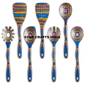 Cubiertos de acero inoxidable y latón diseñados para combinar la artesanía tradicional con las necesidades gastronómicas contemporáneas de estilo americano - Product Image 5