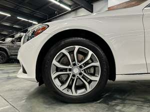 2017- Me_cedize-Benzi-Clase C-C 300- 4 MATIC-Nuevo-Energía-Vehículo-Usado - Product Image 6