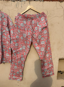 Pijama estampado a mano, Conjunto de pijama de algodón puro floral, ropa de noche de algodón indio - Product Image 4