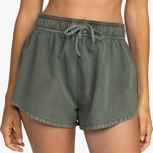 Shorts de Verano Personalizados por Sublimación, Ecológicos, Impermeables, de Cintura Alta para Mujer, con Cierre de Cordón, Cómodos y Transpirables - Product Image 1