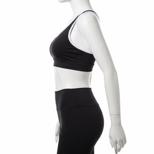 เสื้อโยคะผ้าสแปนเด็กซ์ไนลอนสำหรับผู้ใหญ่ ยืดหยุ่นสูง ระบายอากาศ แห้งเร็ว เหมาะสำหรับออกกำลังกายในยิม ขายส่งแบบ OEM - Product Image 3