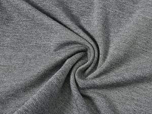 ชุดเซ็ตสองชิ้นคุณภาพสูงสำหรับผู้ชาย ระบายอากาศได้ดี เหมาะสำหรับฤดูร้อน ชุดลำลองขายส่ง เสื้อยืด กางเกงขาสั้น ลายพิมพ์ เสื้อผ้าลำลอง - Product Image 4