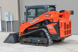 Chargeuse compacte sur chenilles Kubota SVL75-2 2020 - 74 CV avec fonction de chargeur frontal pour la construction et l'agriculture - Product Image 3