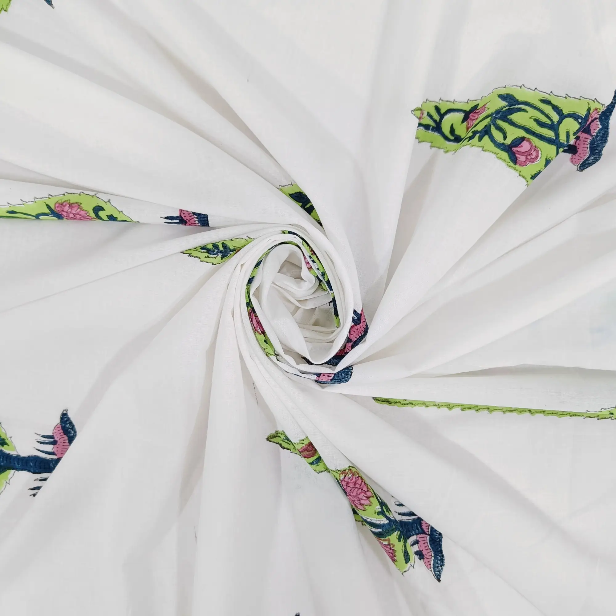 Hand Block Print 100% Pure Cotton Fabric Geometric Pattern Home Textile Customizable Multicolor Floral Print Dressmaking Fabric