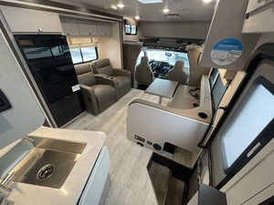 Vente en gros Nouveau 2026 Coachmen Freelander 29K-B-F - Product Image 6