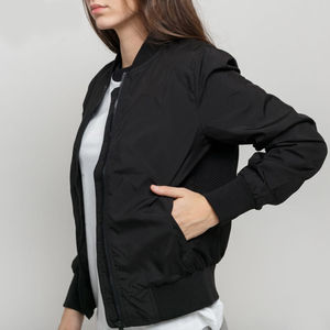 Veste Letterman à sublimation universitaire légère pour femmes, veste décontractée pour femmes à logo personnalisé et à la mode bon marché - Product Image 4