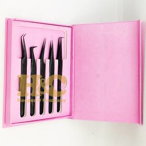 Ofertas Destacadas: Pinzas para Extensión de Pestañas con Empaque Personalizado en Caja Cuadrada de Acero Inoxidable, Papel o Plástico - Duraderas, Ecológicas y con Logotipo - Product Image 4
