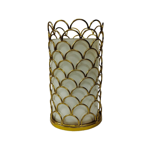 Vase en verre de table de style simple antique avec coquille de grille en métal couleur or appropriée pour la décoration de restaurant d'hôtel à la maison - Product Image 1