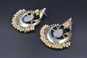 Bijoux cloutés faits à la main en argent bicolore Long Jhumka Fashion Jewelry Boucles d'oreilles - Product Image 3