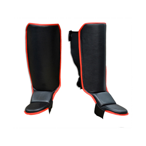 Espinilleras de boxeo ajustables para hombres y mujeres, espinilleras de cuero duraderas cómodas para luchar contra las piernas protectoras - Product Image 1