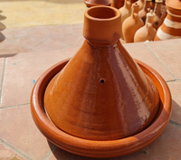 Tajine Slaoui en céramique classique traditionnel marocain fait à la main