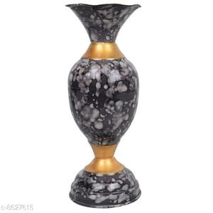 Vase en métal de style classique pour table, maison, hôtel, restaurant, finition antique, vase à fleurs en métal de haute qualité - Product Image 1
