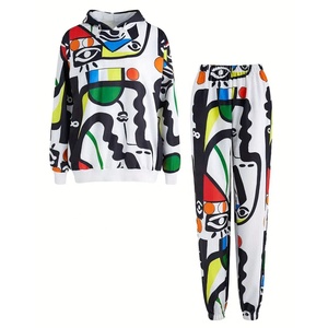 Vente en gros de survêtements deux pièces imprimés de qualité supérieure pour femmes avec logo personnalisé Streetwear Combinaisons de survêtement imprimées pour femmes | Service OEM - Product Image 1