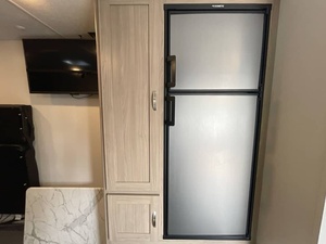 F-o-r-e-s-t R-i-v-e-r W-o-r-k & P-l-a-y 23LT d'occasion 2022 - Product Image 3