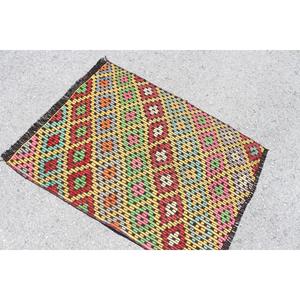 Tapis 3x3,8 pieds, tapis Kilim vintage, tapis persan turc en laine rouge - Product Image 4